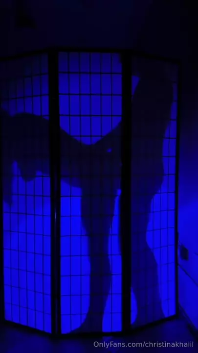 Video filtrado de Christina Khalil en su cumpleaños detrás de la pared opaca